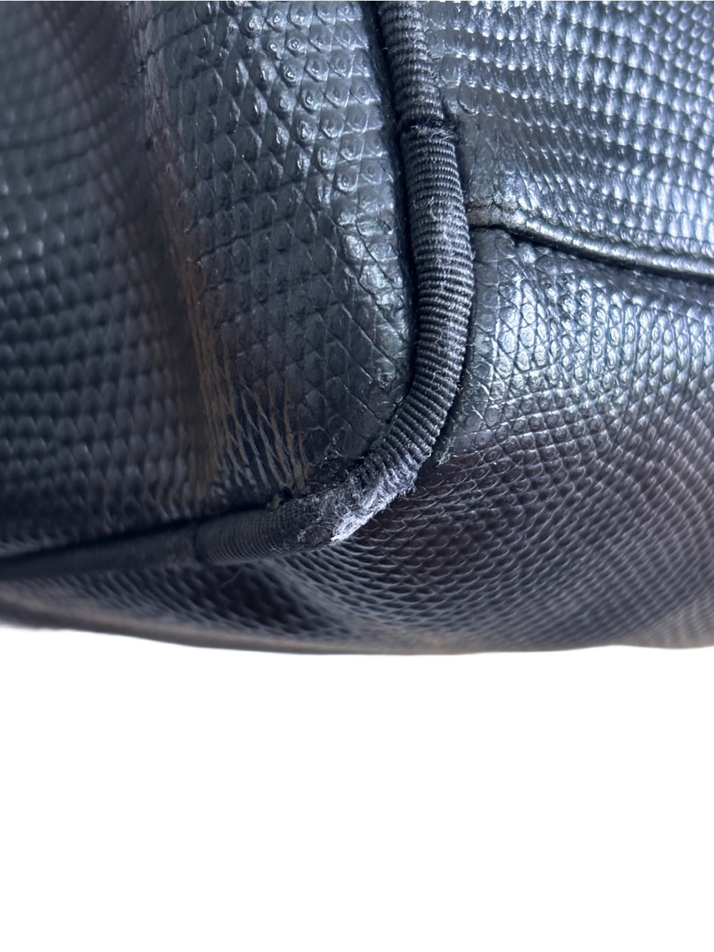 Salvatore Ferragamo Vintage Vara Tote Black Leather Lizard Embossed Italy - Picture 10 of 13